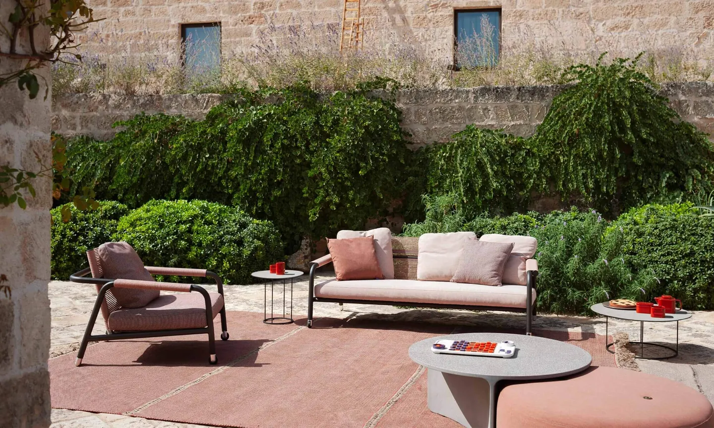 RODA Astra reclining rope lounge, Italian outdoor furniture