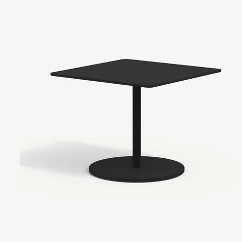 RODA Button table 003, Italian outdoor furniture