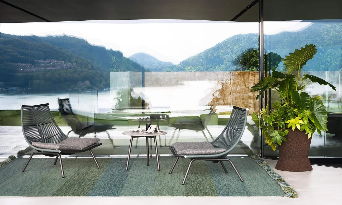 RODA Laze corded chair family, Italian outdoor furniture