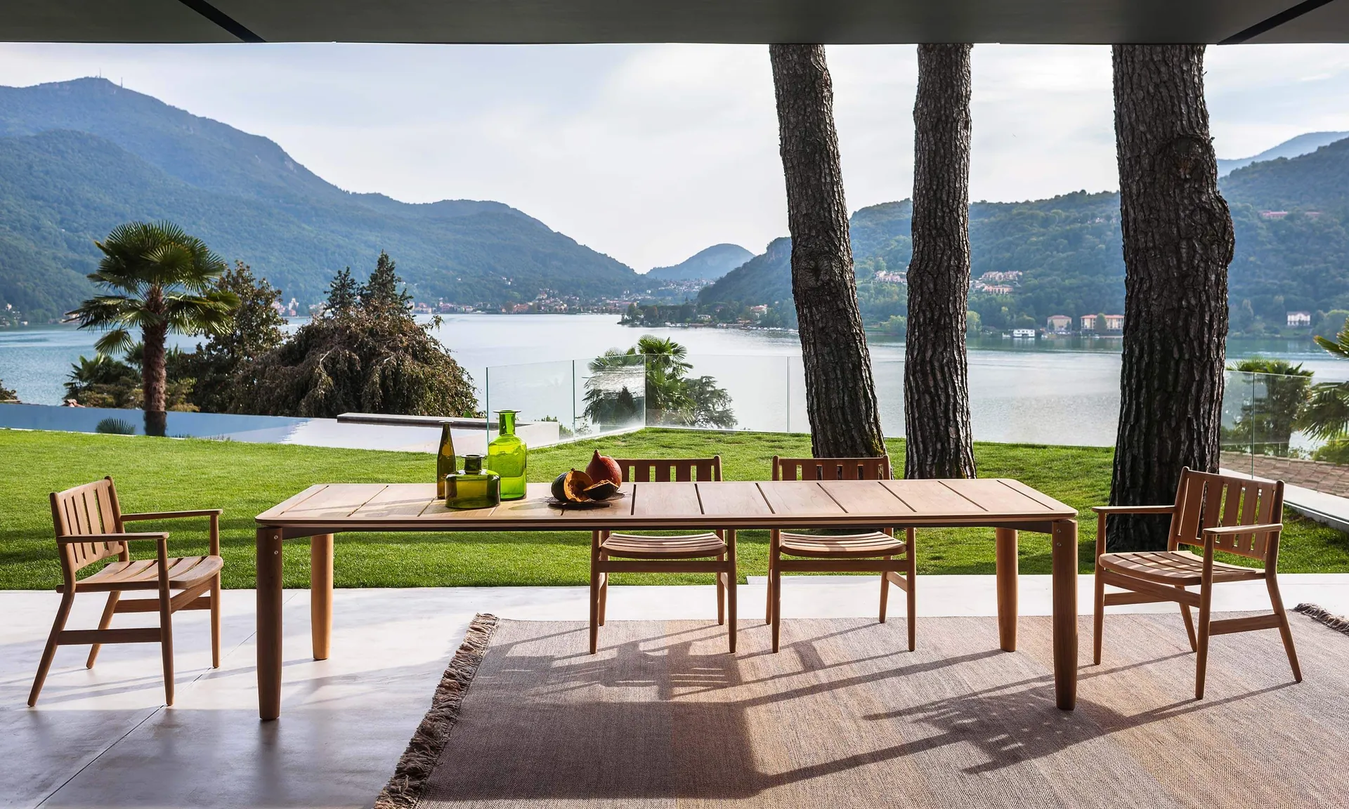 RODA Levante teak outdoor collection, Italian outdoor furniture