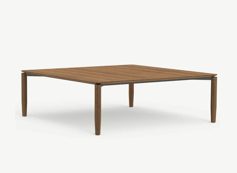 RODA Levante table 020, Italian outdoor furniture