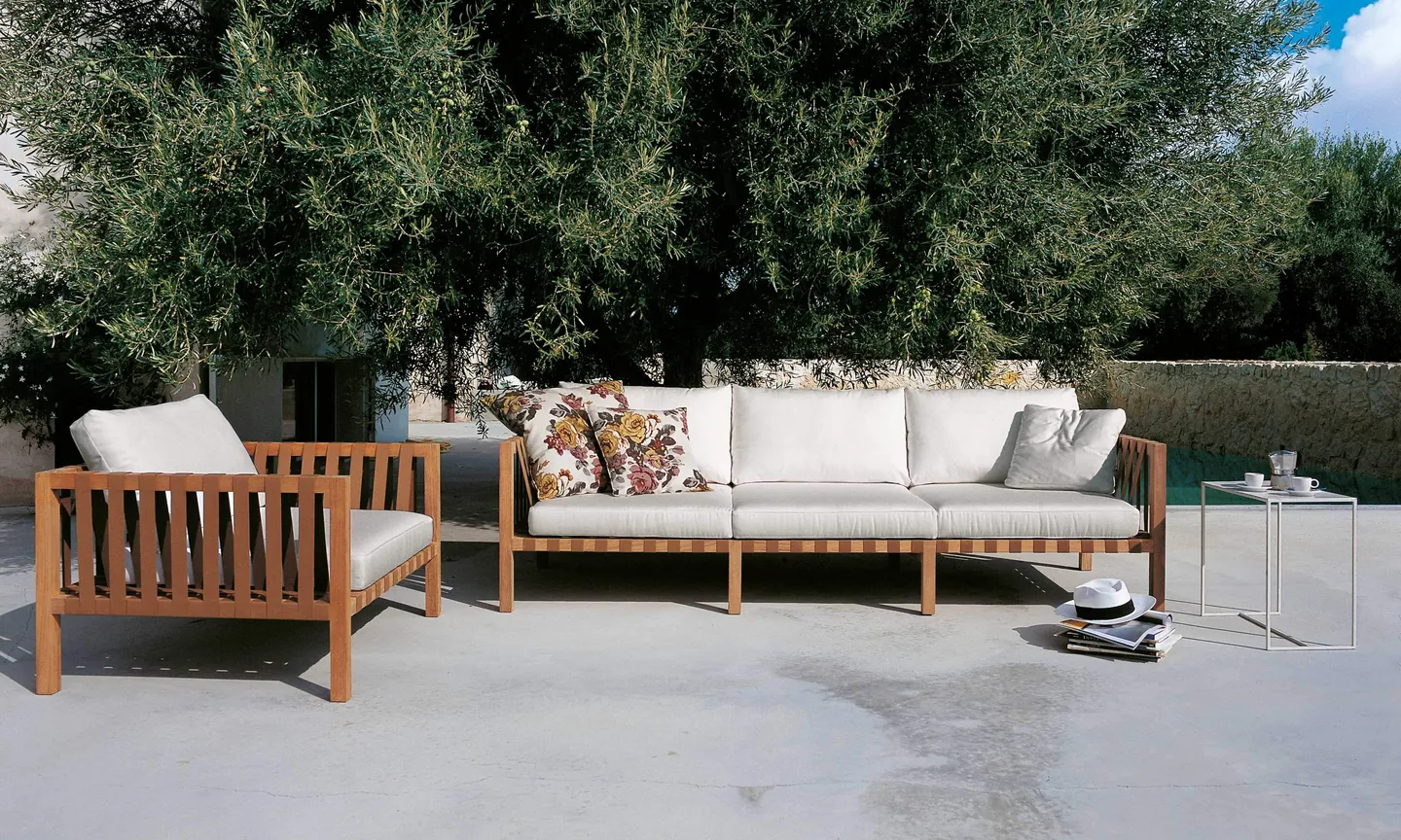 RODA Mistral teak and belt sofas, Italian outdoor furniture