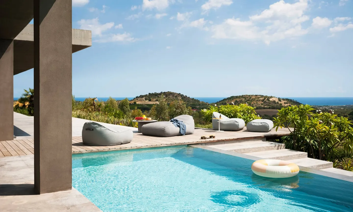 RODA Onda soft frameless seating, Italian outdoor furniture