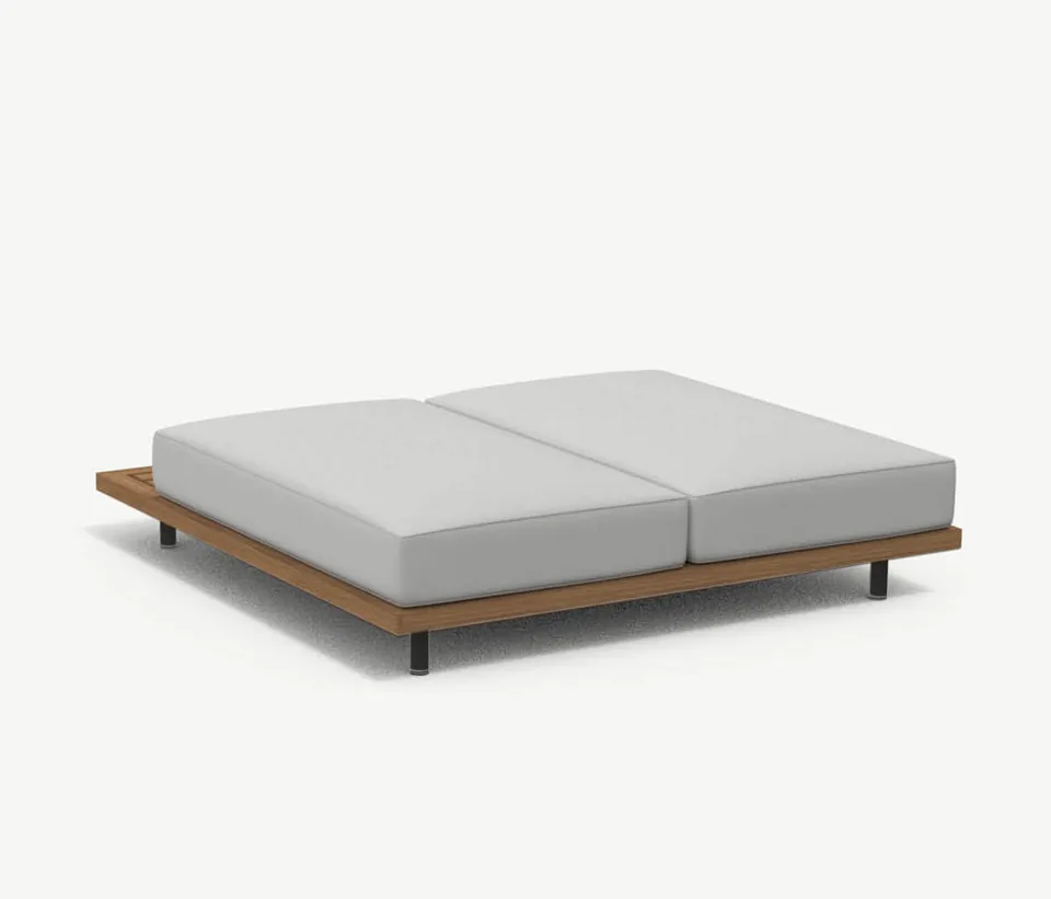 RODA Philia two-seater central chaise longue 400, Italian outdoor furniture