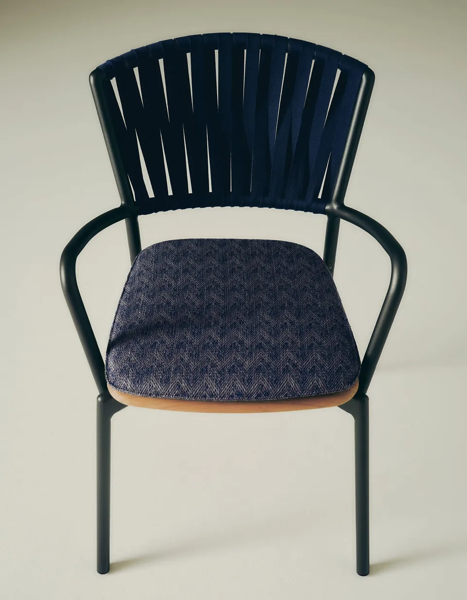 RODA Piper chairs and tables outdoors, RODA outdoor furniture catalog photograph