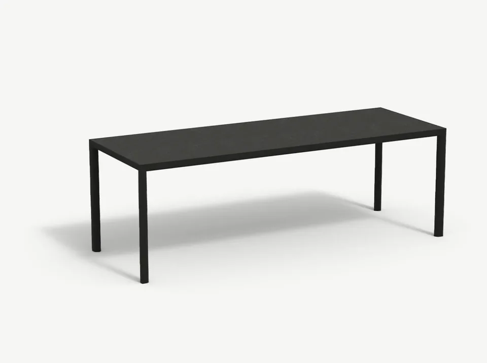 RODA Plein Air table 003, Italian outdoor furniture