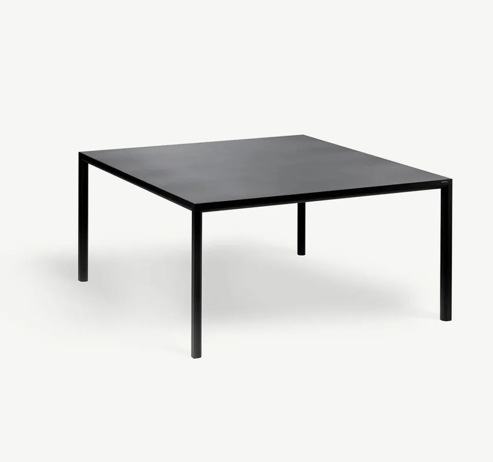 RODA Plein Air table 007, Italian outdoor furniture