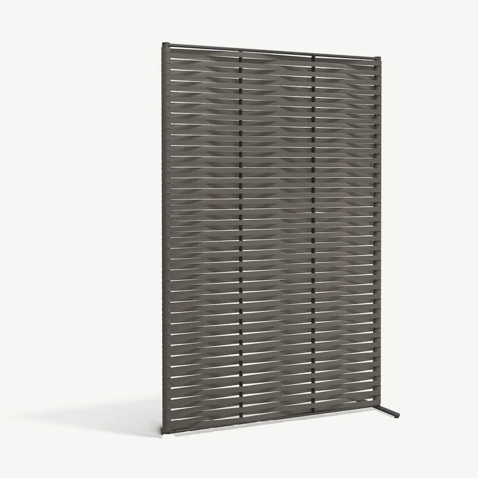 RODA Wing vertical extension screen 101, Italian outdoor furniture